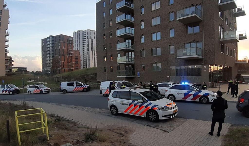 De overval vond op 25 oktober plaats bij een appartementencomplex in Duin. (Foto: HV Almere)