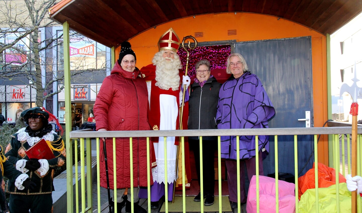 Sinterklaasintocht Almere Buiten. (Foto: Fred Rotgans)