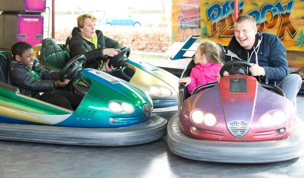 Meet & greet op kermis Almere Buiten Almere DEZE WEEK Dé krant die