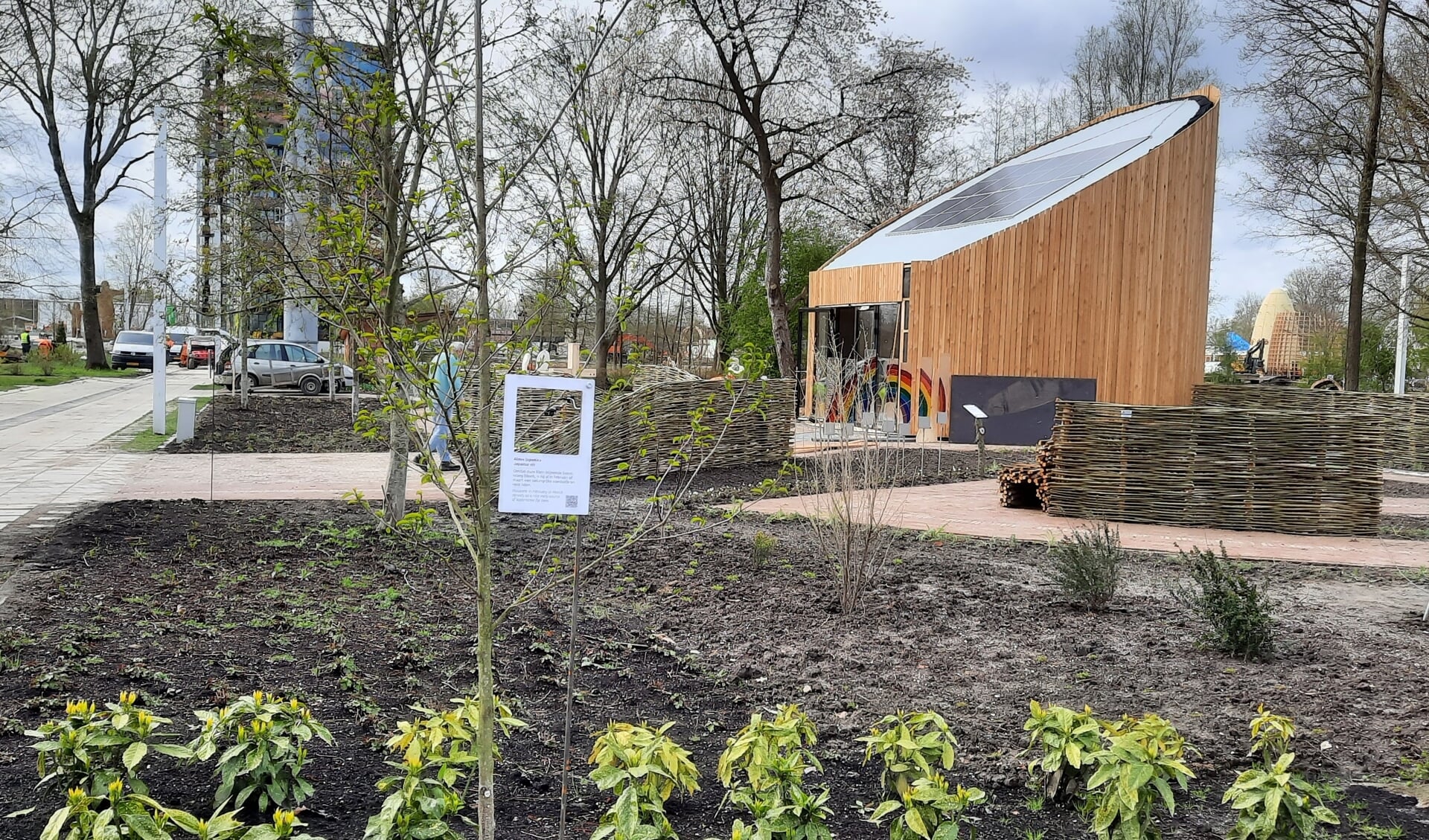 De tuin van Fruitfull City bij de Tiny Church op de Floriade is inmiddels klaar en wordt zondag geopend. (Foto: Peter Lindhout)
