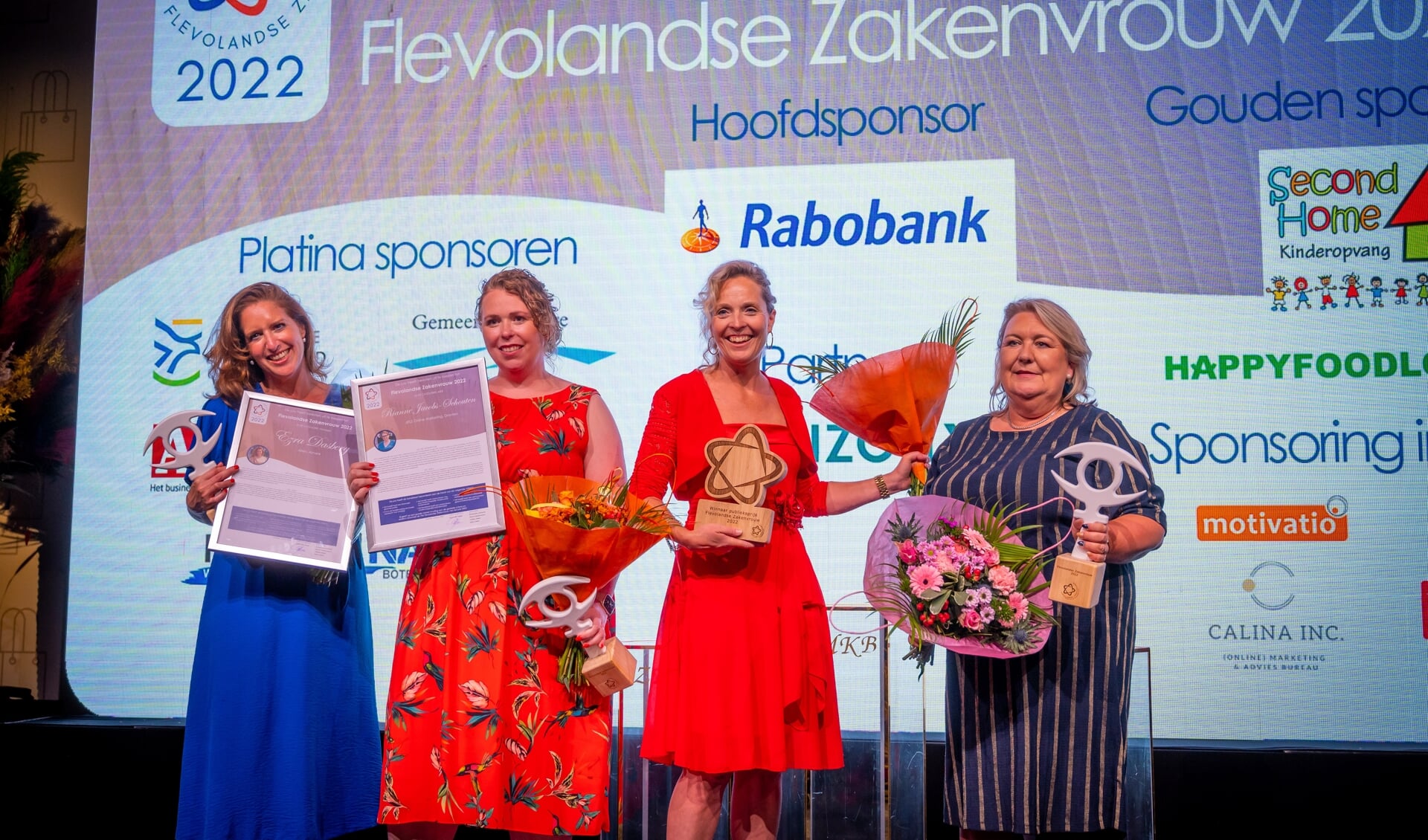 VLNR: winnaressen Ezra Dasberg, Rianne Jacobs – Schouten, Jolanda Jansen en Annette Stevens. (Foto: Calina inc.)