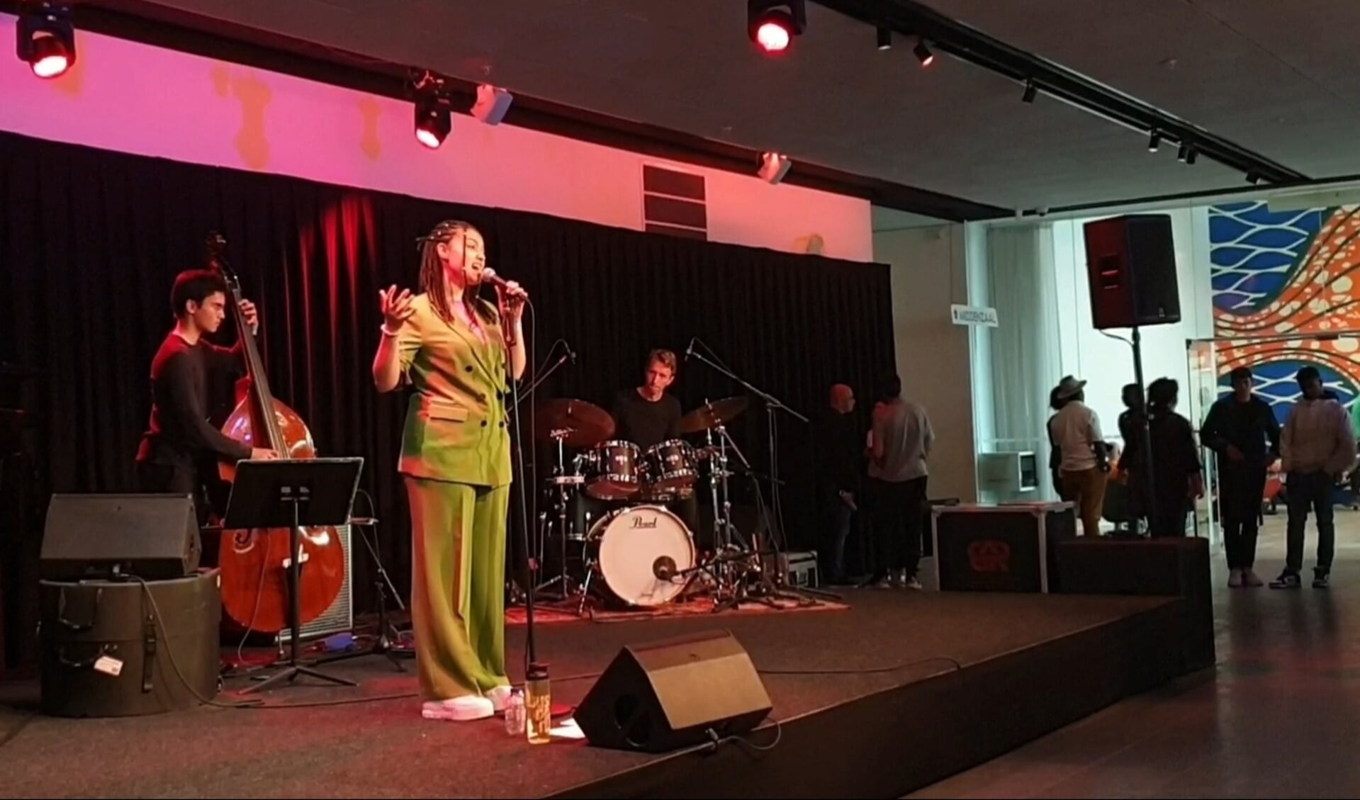 De Almeerse Jaïnda tijdens de eerste editie van Flevo Jazz. Ook dit jaar staat zij weer op het programma. (Archieffoto: Almere DEZE WEEK)