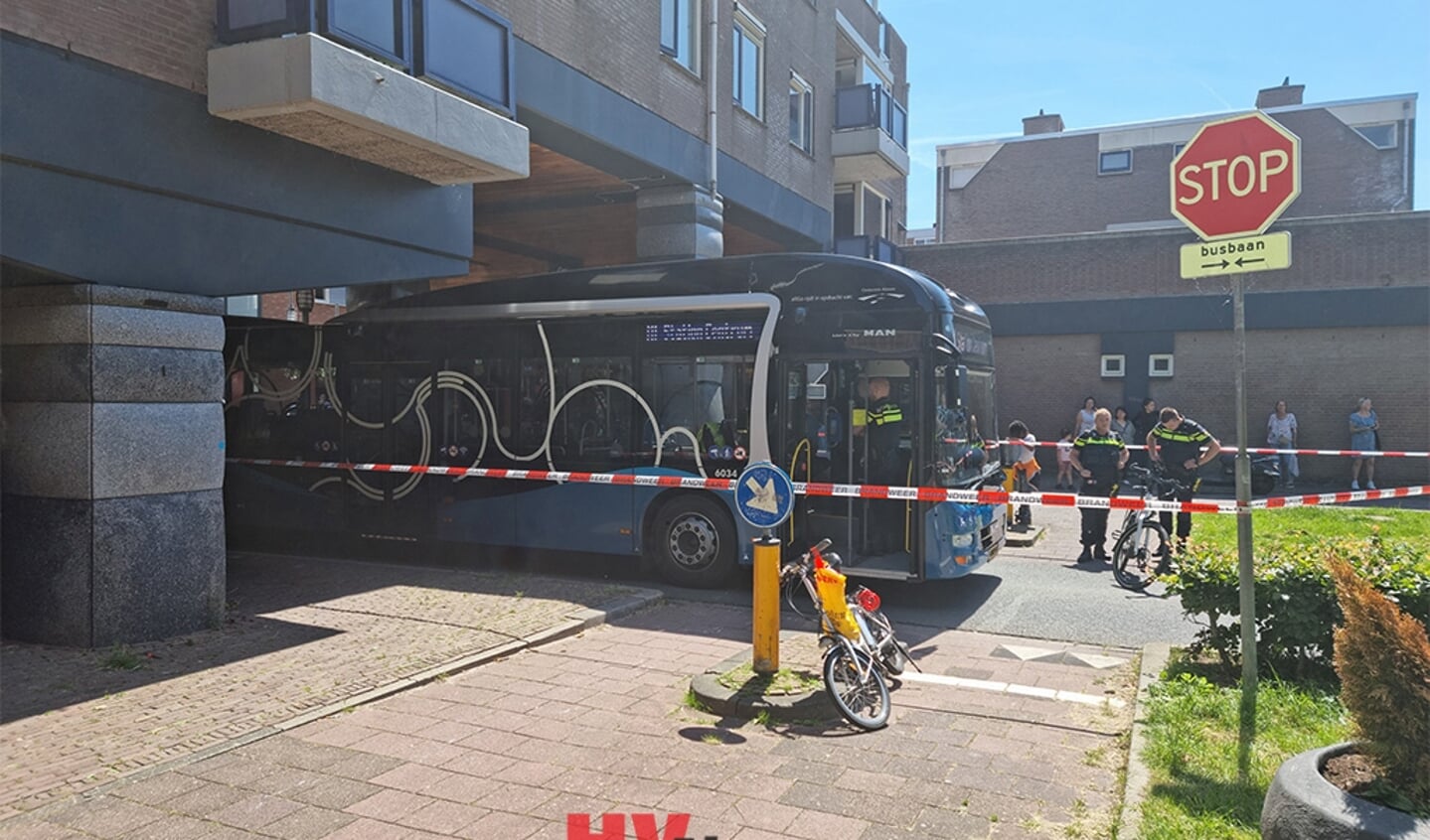 De aanrijding gebeurde bij het Bivak (Foto: HV Almere)