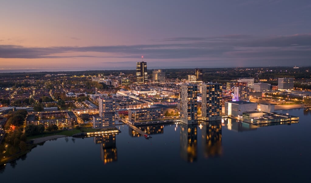 Almere groeit door naar vijfde stad van Nederland. (Foto: AdobeStock)