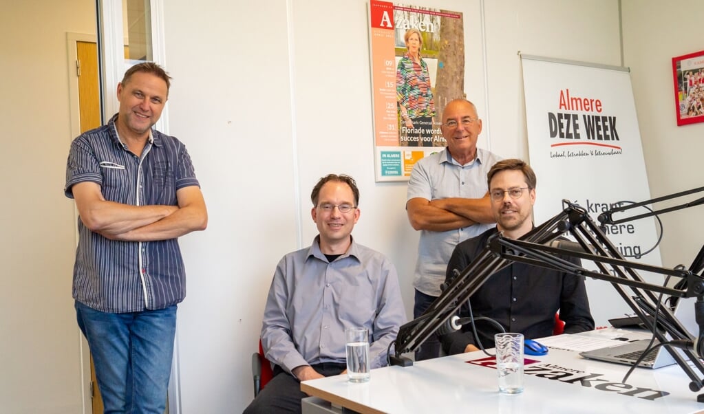 V.l.n.r. Marcel Beijer, Alexander Sprong (SP), Robert Mienstra en Jesse Luijendijk (Partij voor de Dieren) (Foto: Karin Kempe.