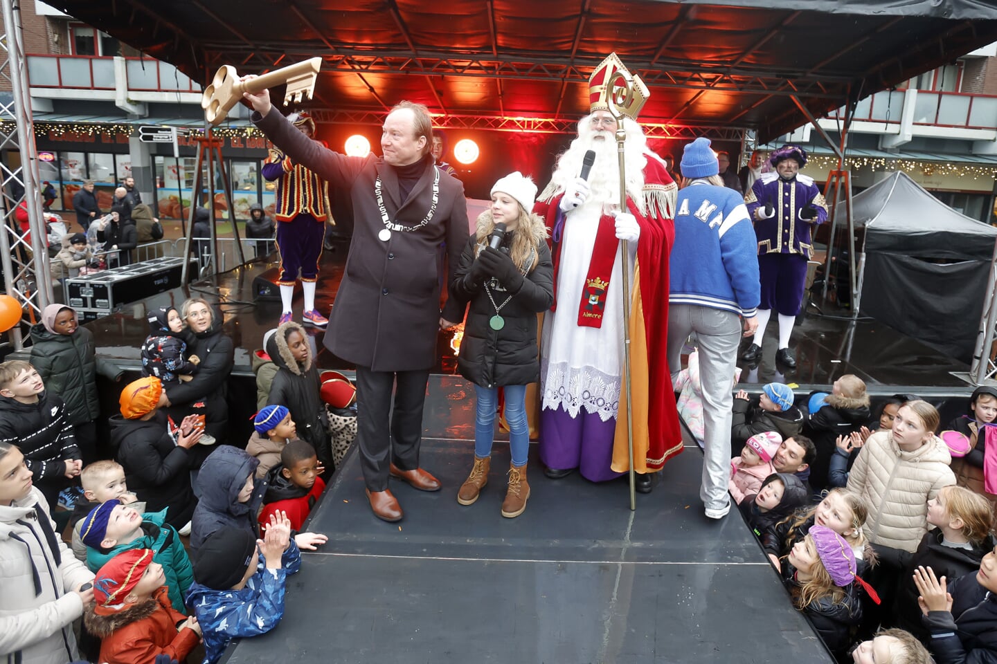 Sinterklaas in Almere Haven. (Foto: Fred Rotgans)