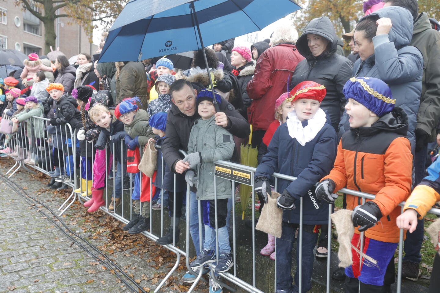 Sinterklaas in Almere Haven. (Foto: Fred Rotgans)