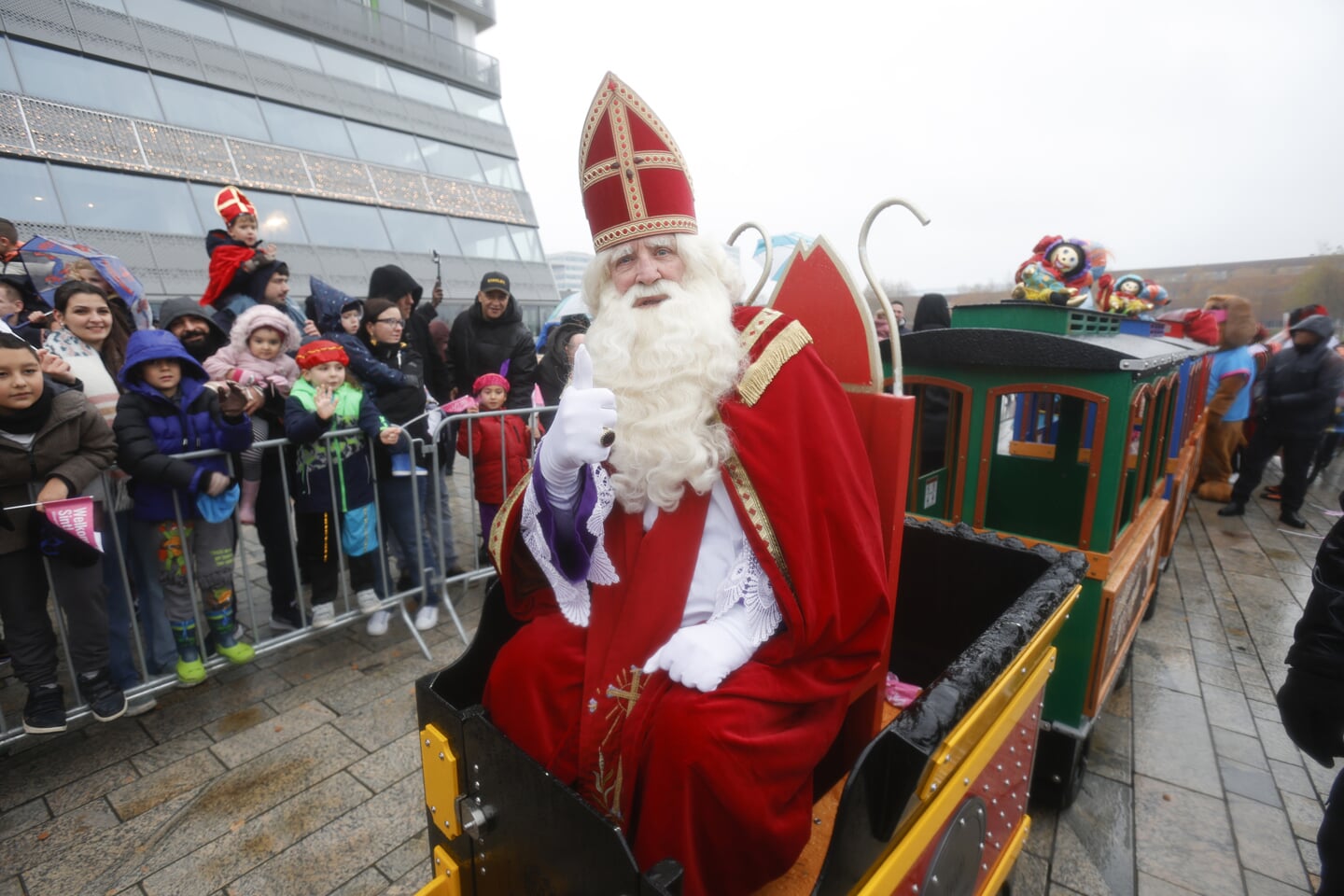 Sintparade in Almere Centrum. (Foto: Fred Rotgans)