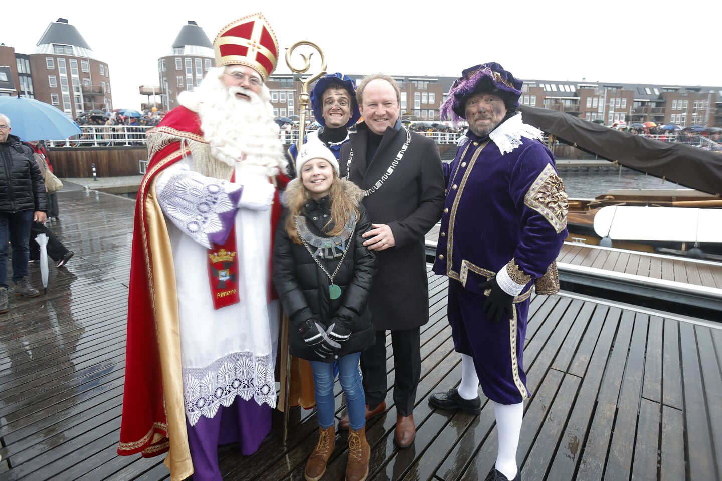 Sinterklaas in Almere Haven. (Foto: Fred Rotgans)