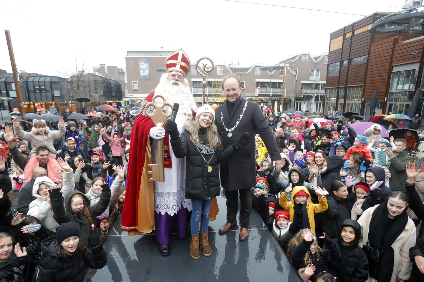 Sinterklaas in Almere Haven. (Foto: Fred Rotgans)