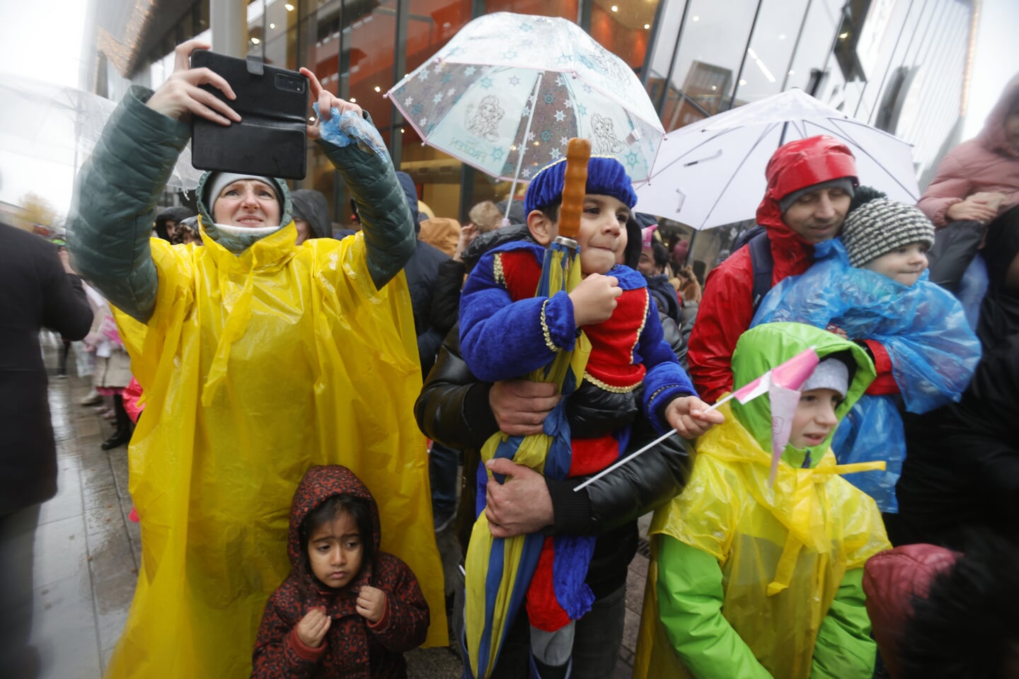 Sintparade in Almere Centrum. (Foto: Fred Rotgans)