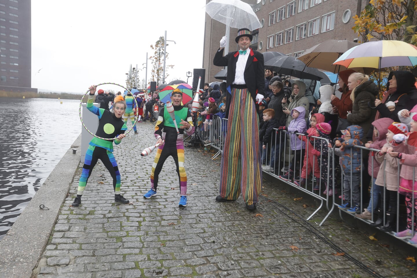 Sinterklaas in Almere Haven. (Foto: Fred Rotgans)