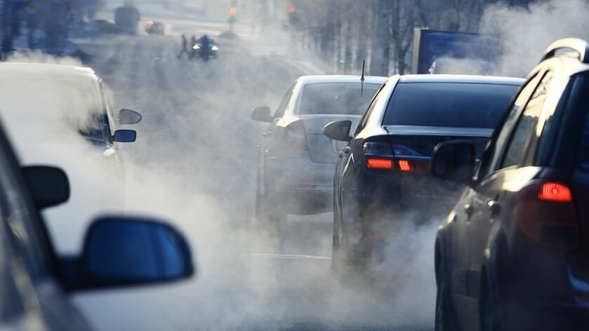 Verkeer is de grootste boosdoener als het gaat om luchtvervuiling (Foto: Adobe Stock)