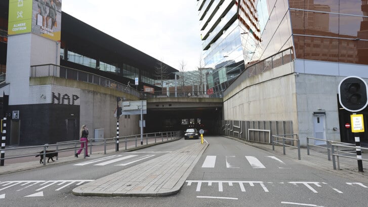 De tunnel wordt mogelijk afgesloten (Foto: Fred Rotgans_