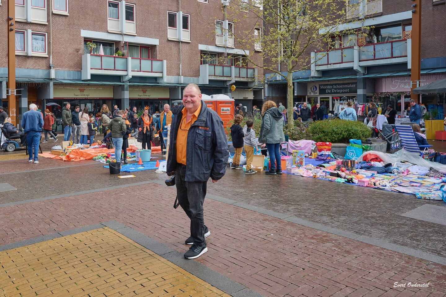Fred Rotgans maakte voor Almere DEZE WEEK foto's van Koningsdag. (Foto: Evert Onderstal)