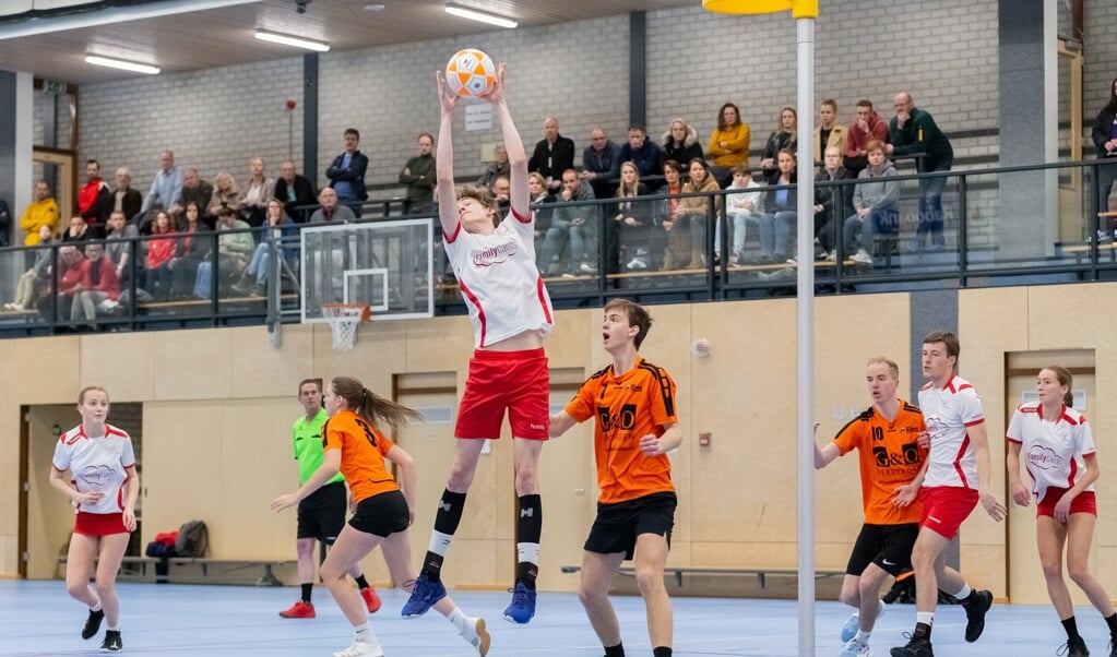 Actie uit de wedstrijd Albatros A1 – GKV/Enomics A1 (foto: Martin Hulsman)