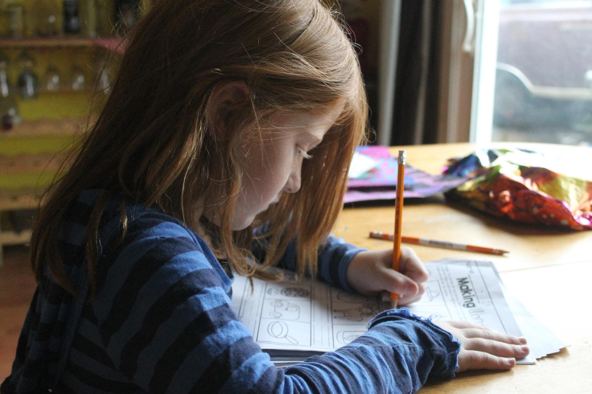 Ouders kunnen kinderen vaak niet helpen. Kinderen krijgen dan van ons een steuntje in de rug.