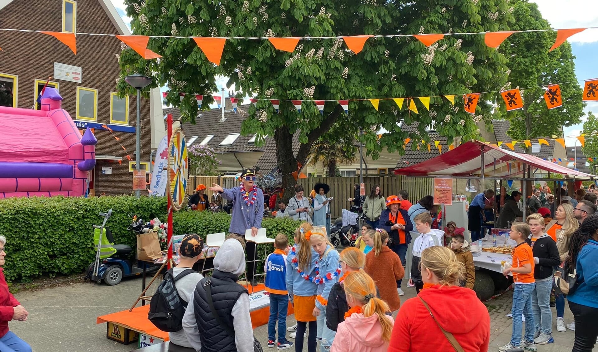 Vorig jaar was het gezellig druk in en rond Het Badhuis