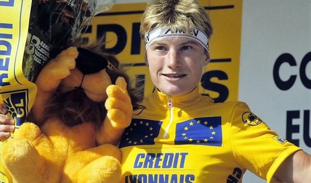 'Rijsoordse' Astrid hult zich definitief in 'le maillot jaune' de Tour féminin. 