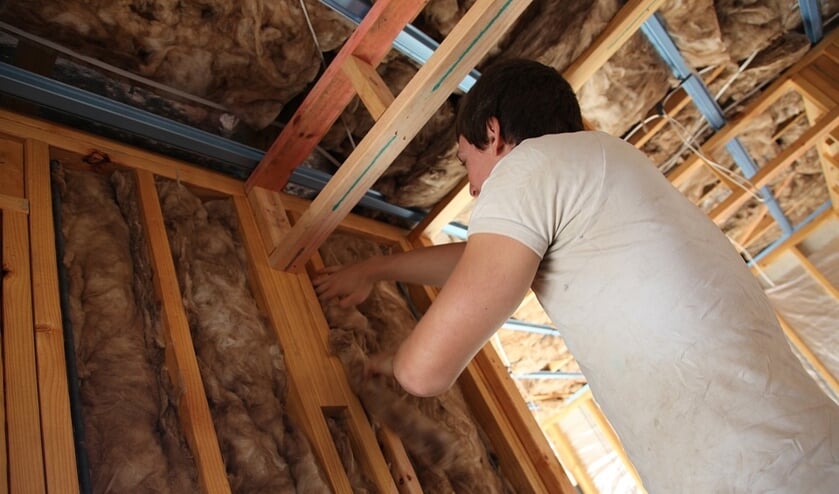 <p>Energiezuinig maken van een woning door isolatie</p>