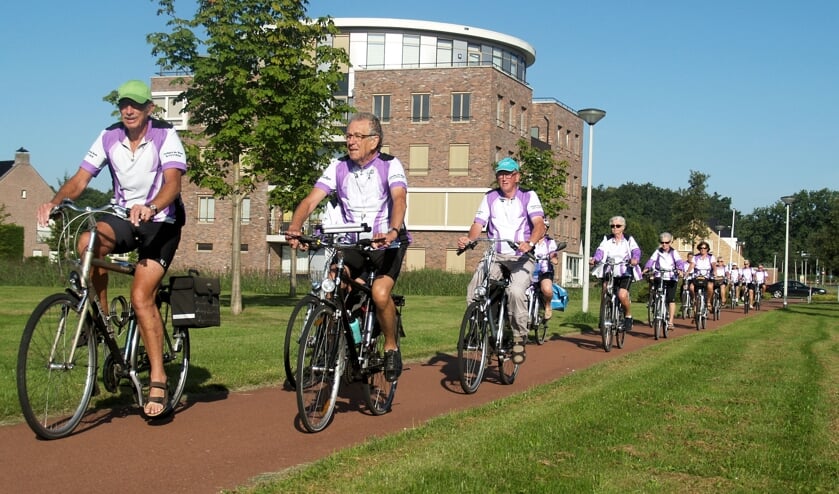 <p>Liefhebbers onderweg.</p>