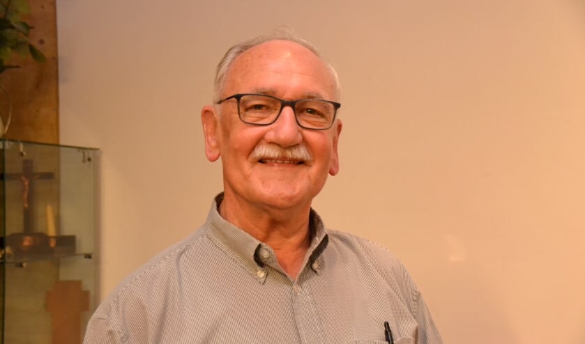 <p>Jan Luysterburg schrijft elke week een dialectrubriek in De Zuidwestkrant & De Halsterse Krant.</p>