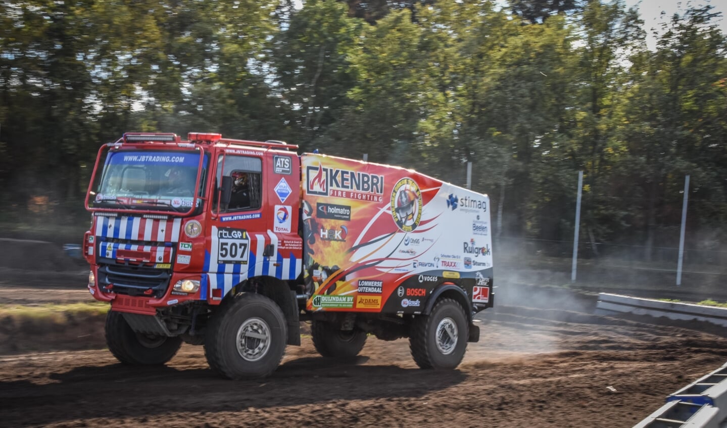 De Firemen in actie op de Dakar-preproloog in Valkenswaard.