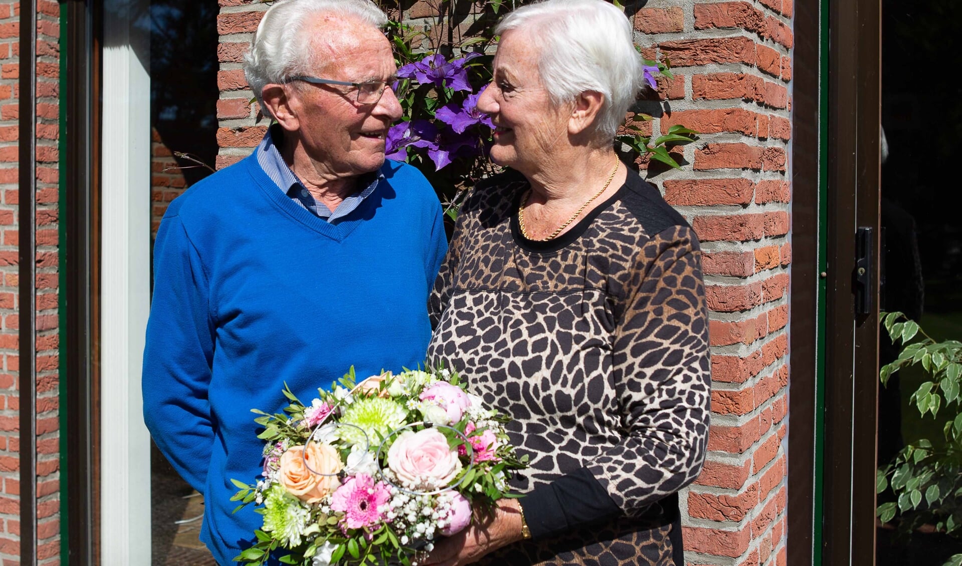 Na 60 jaar zijn ze nog steeds verliefd.