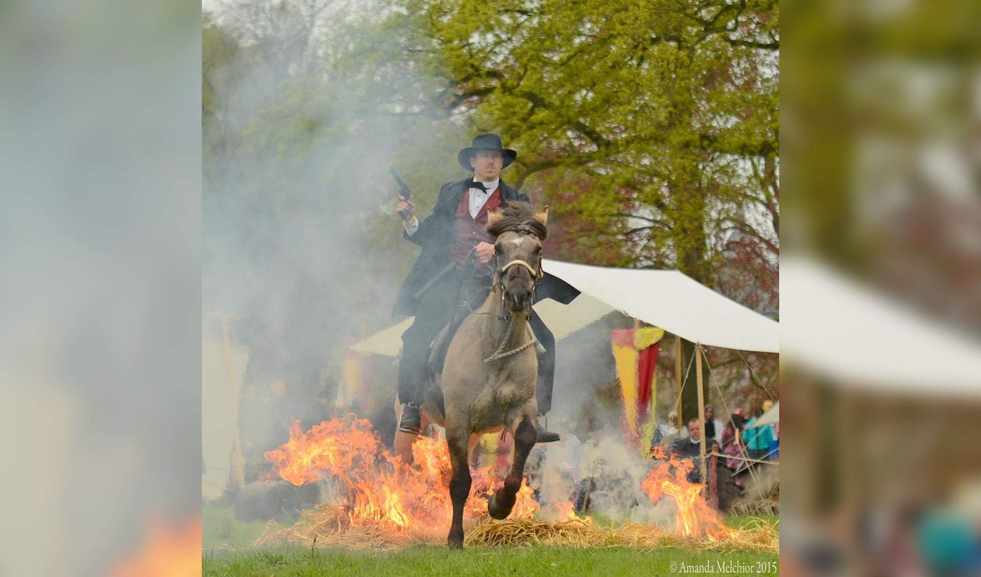 Een spectaculaire wild west show ontbreek niet.