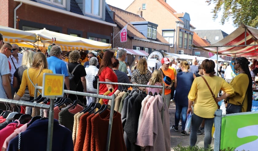 Dit jaar geen drukbezochte braderie maar wel leuke aanbiedingen bij Halsterse winkeliers.