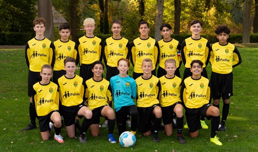 Goede competitiestart voor JO15-1