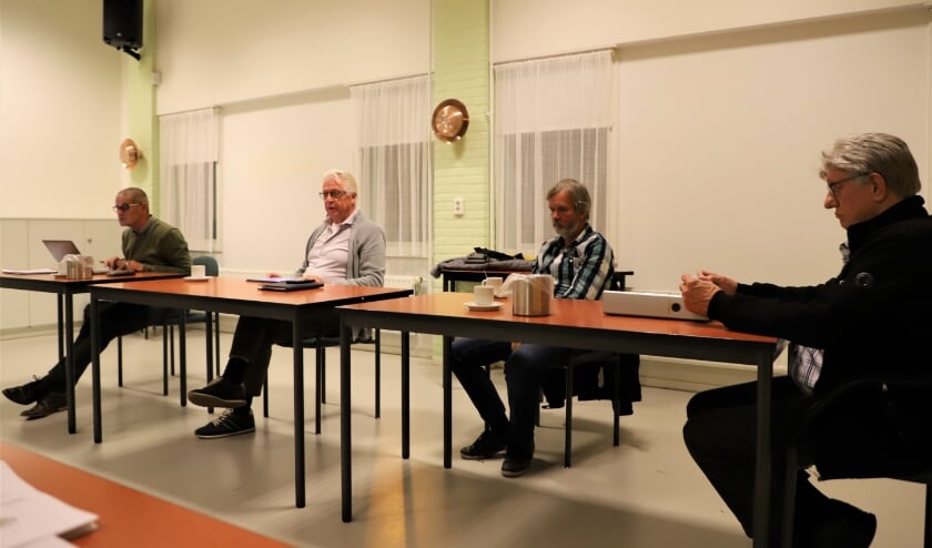 <p>Bestuur Dorpsraad Halsteren.</p>