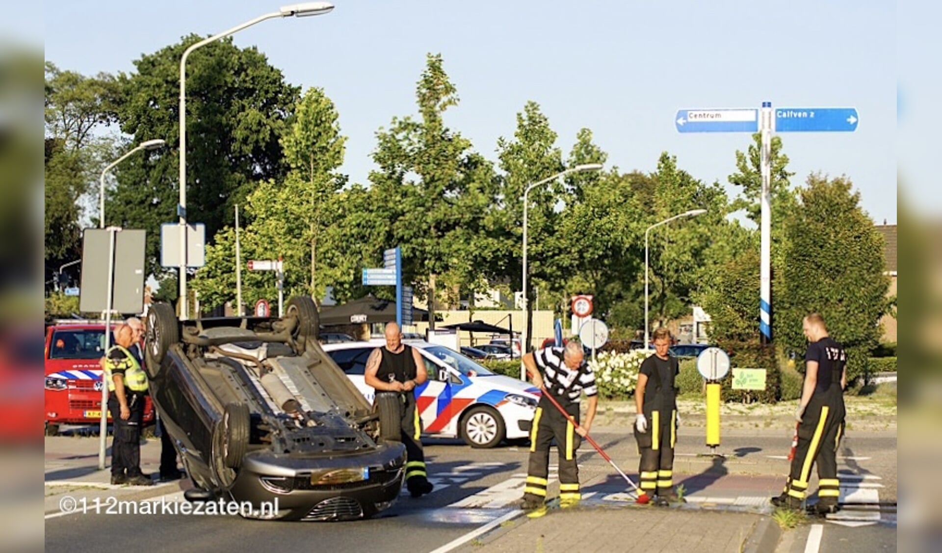 Bij een ongeval op de Scheldeweg / Putseweg kwam een scooter onder een personenauto terecht.