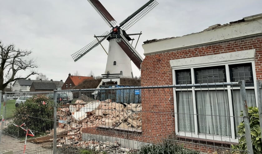 Bijgebouwen molen bijna gesloopt