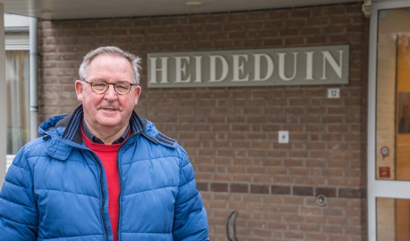 <p>Ad Pijnen kijkt uit naar "zijn" rolstoelwandelclub.</p>