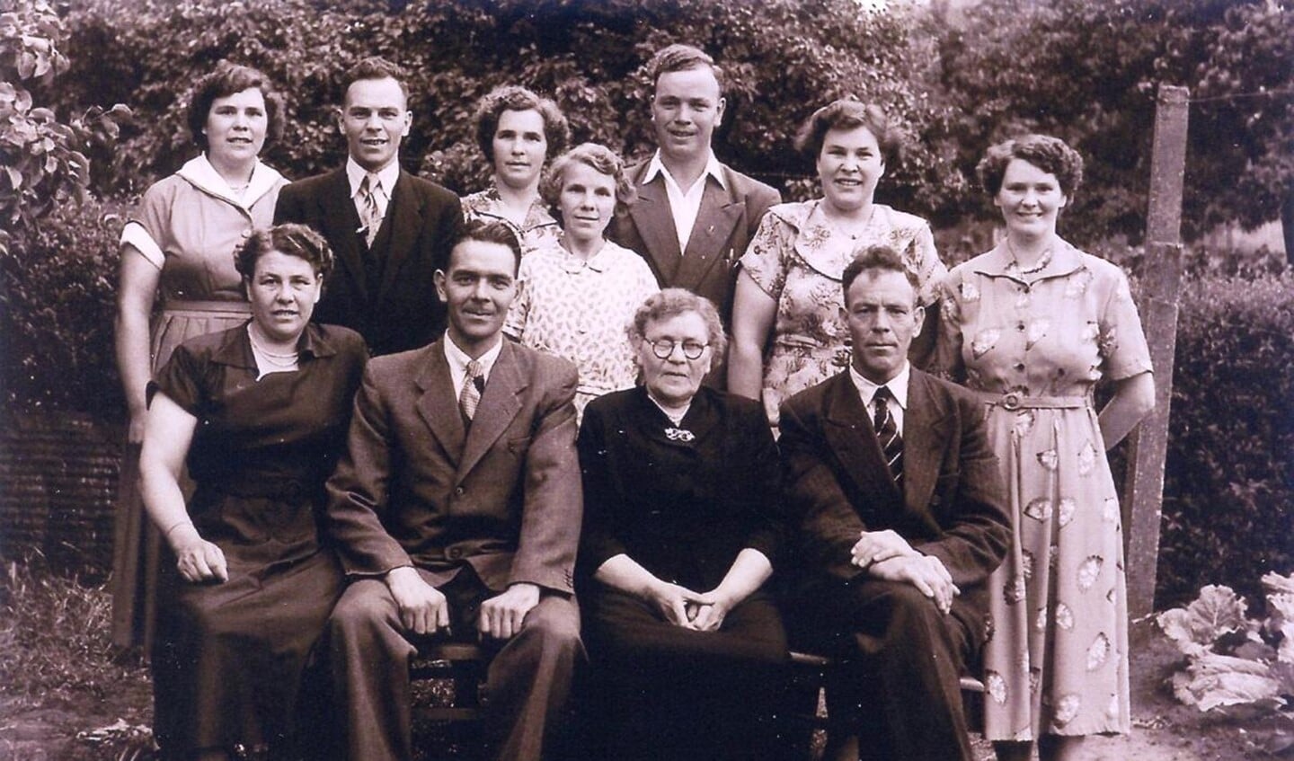 Oude foto Halsteren familie