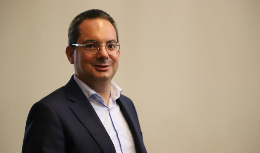 Burgemeester Steven Adriaansen van gemeente Woensdrecht.