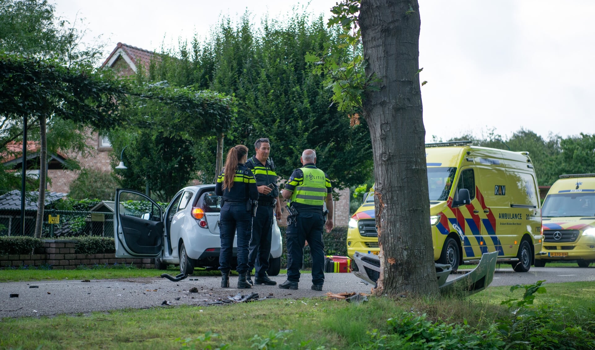 Gewonden bij eenzijdig ongeval aan de Groene Papegaai in Hoogerheide.