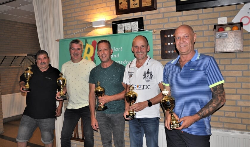 Teamleiders van Calfven 2, BVBO 4, BVBO 2, Vaeders Hoefke 2 en BV Boulevard 2.