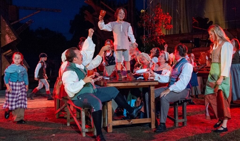 Scène uit Les Misérables (Foto: Dick.Vermaas.Fotografie).