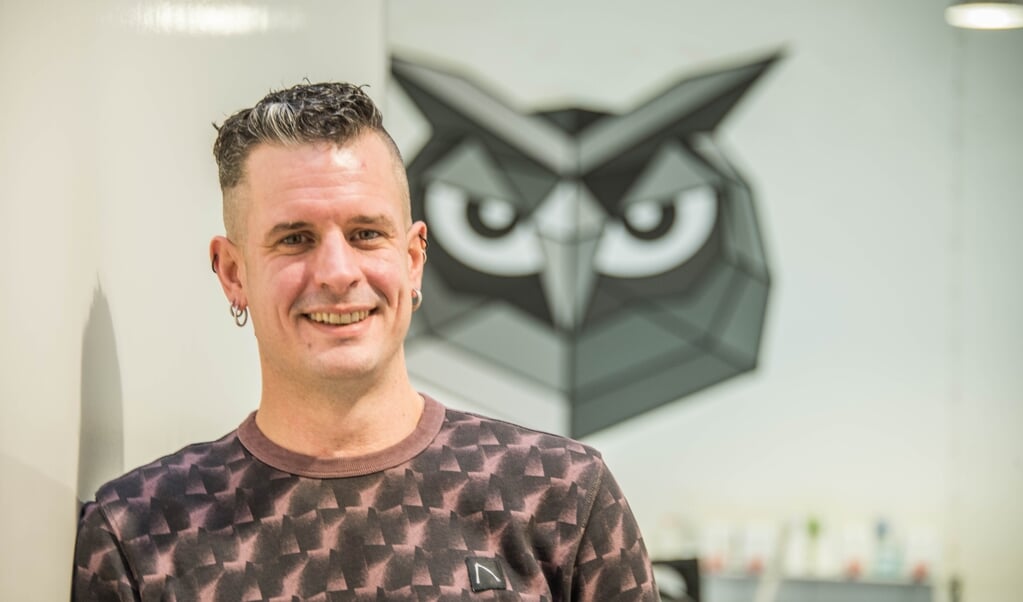 Perry Schuurbiers stopt na 25 jaar als ontwerper bij BC De Waterstraot. 