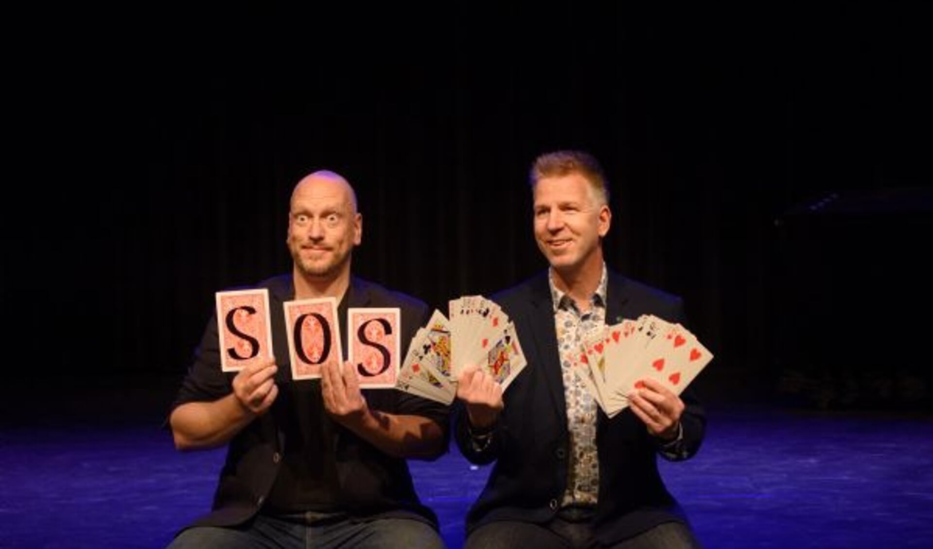 Rob en Emiel in hun voorstelling 'Van Houdini tot Copperfield'.