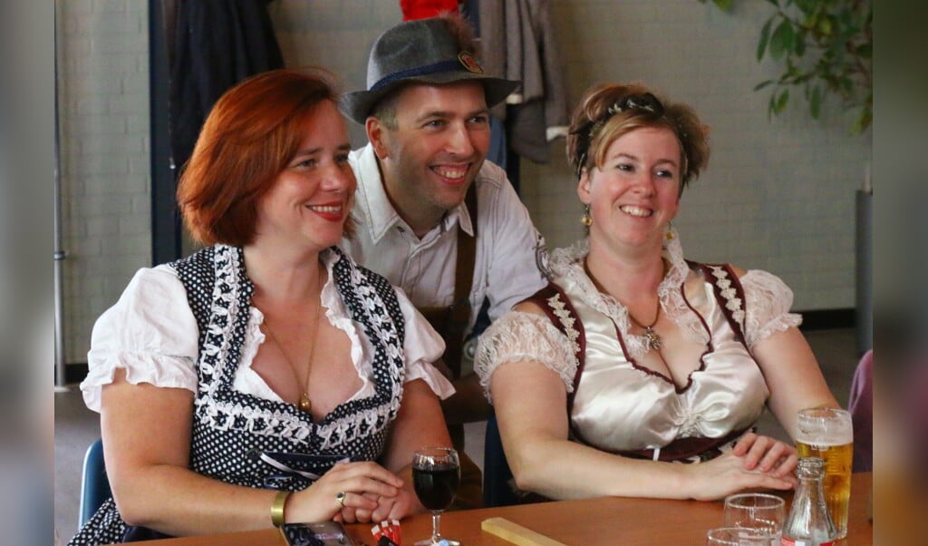 Die Roseländer Musikanten hielden een gezellig “Oktoberfest” in De Geerhoek.