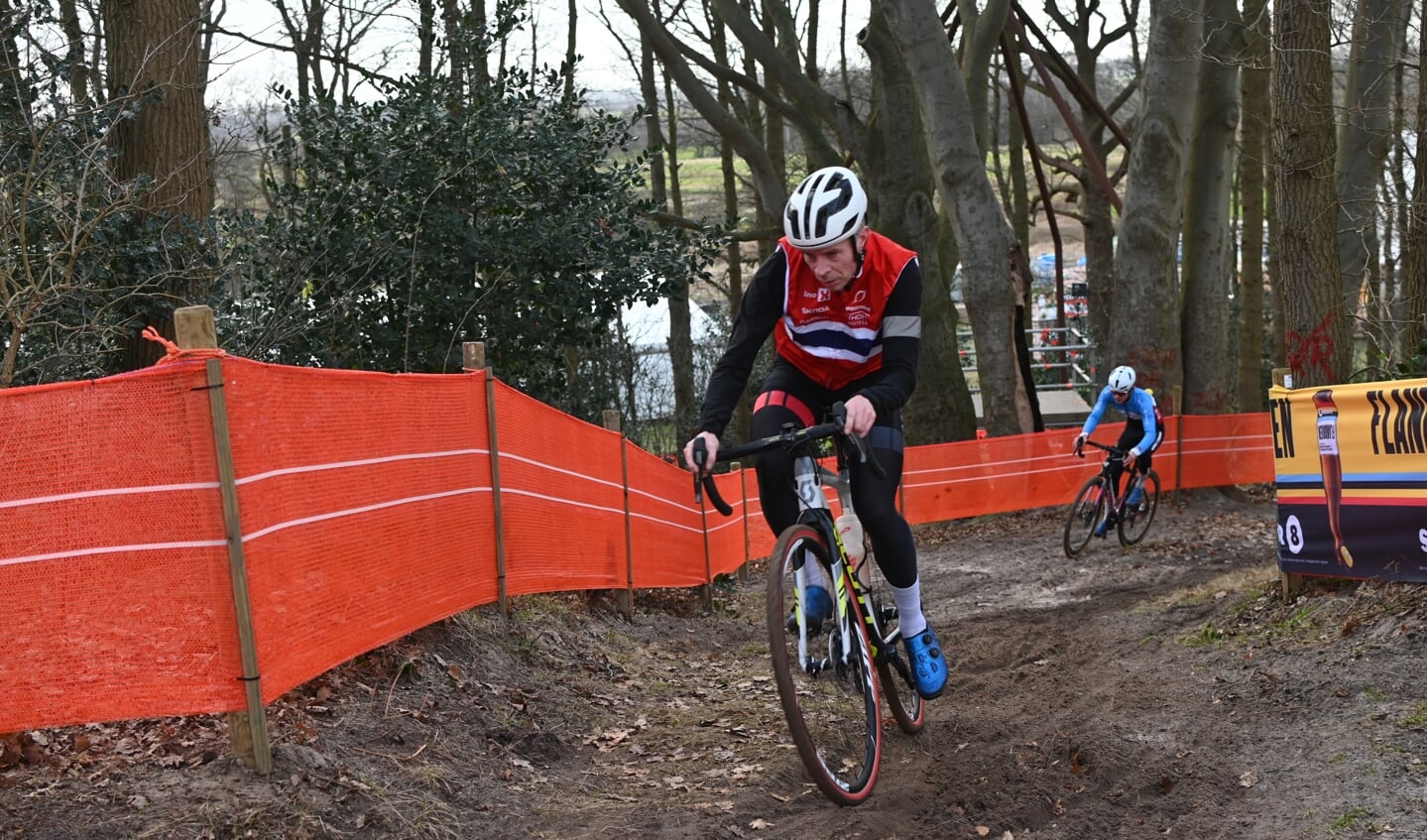 Training voor het WK veldrijden in Hoogerheide.