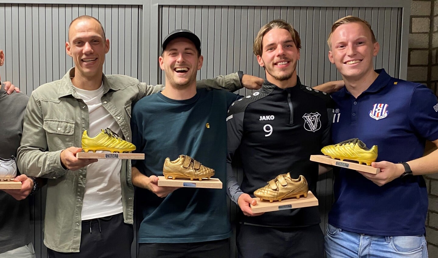 Schoenhulde 2022-2023 met v.l.n.r.: Hessel van Aalzum, Dimitri Ceuppens, Tobi de Bruijn, Marijn Corré, Roel Paulus en Gijs Verresen.