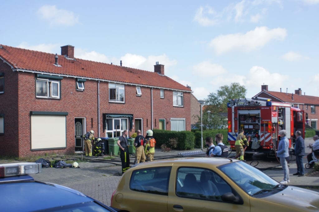 Brand op de zolder van een hoekwoning in Hoogerheide. 