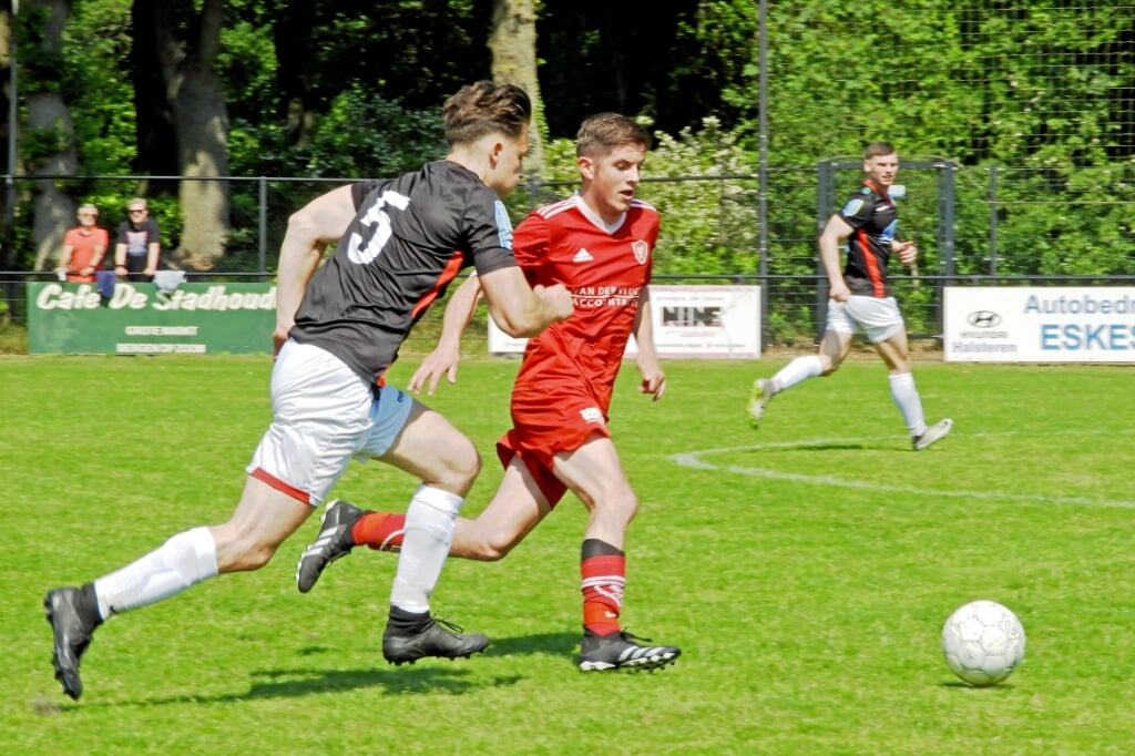 VVC en FC Bergen in actie.