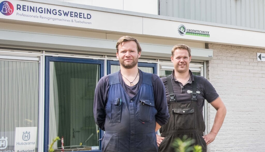 Toon en Johan Hopmans met Reinigingswereld en Groentechniek onder één dak.