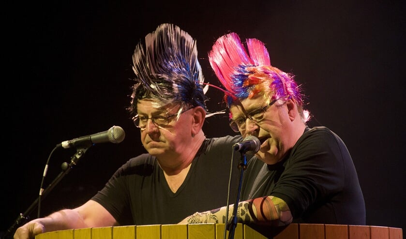 Christ Broks en Frans van den Broek met 'duistere' Zijtaartse zaken (Foto's: Aard van Hoof)
