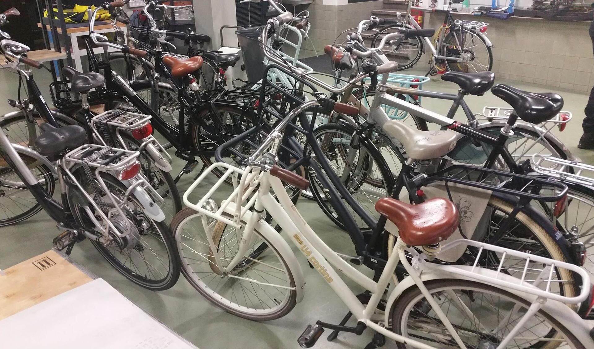 De gestolen fietsen. (Foto: Facebook politie Oss)